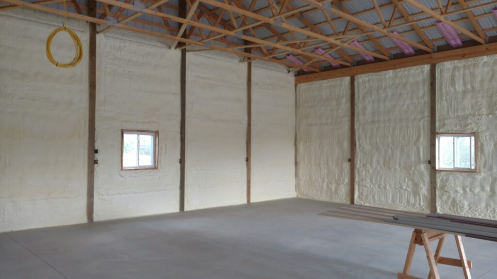 Don’t Wait — Fall is the Optimal Time to Upgrade with Spray Foam Insulation