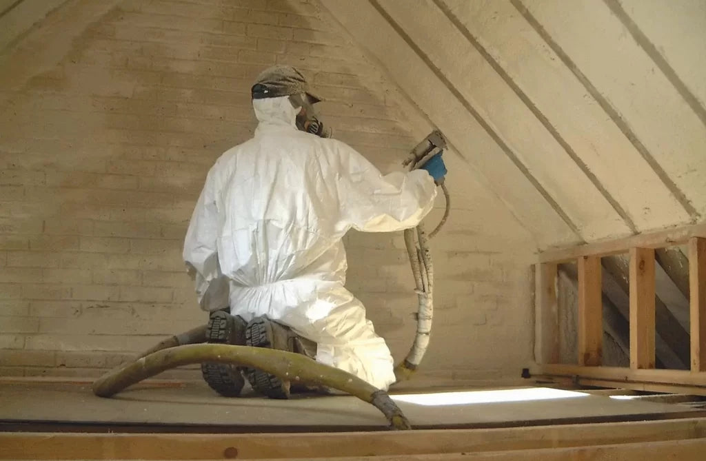 Kansas City Spray Foam Insulation – The Smart Choice for Energy Efficiency in North Missouri